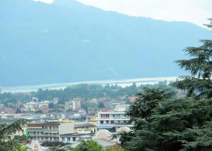 Albion - Tres Au Calme Pour Ce ! Mae-3431 Apartment